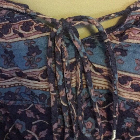 Floral dress - Picture 3 of 4